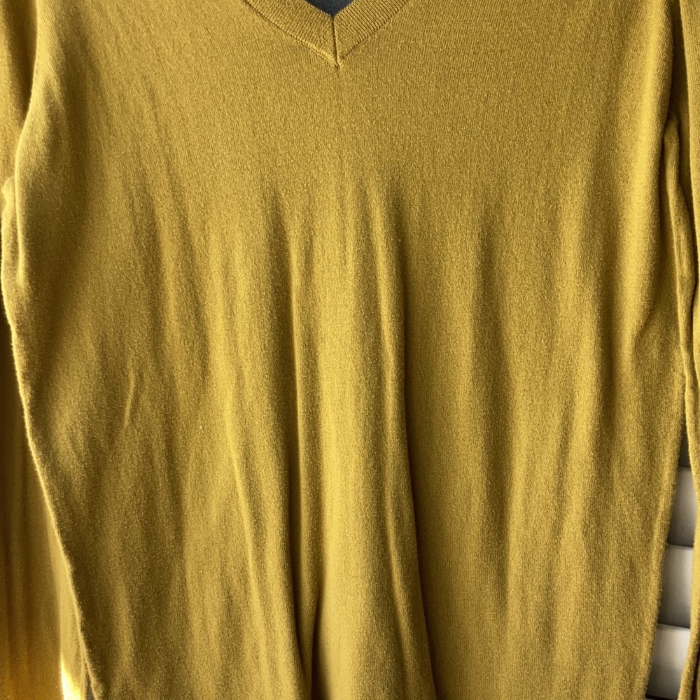 Color block sweater - Picture 2 of 3